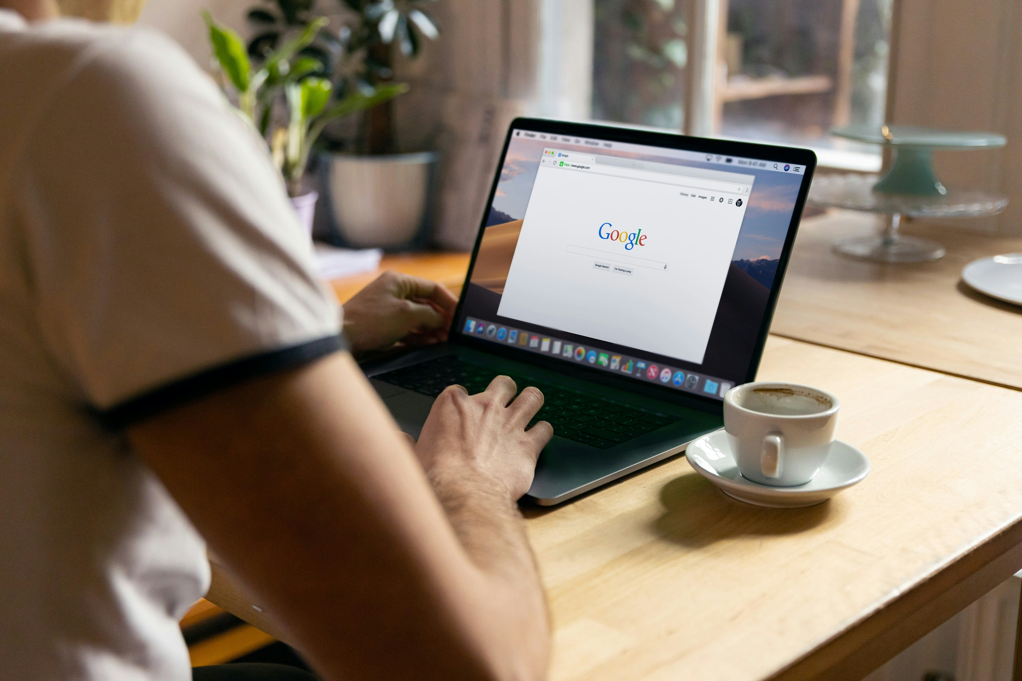 Rhapsody's Quick Cuts #8: Google Search's Core Update and Threads' Latest Features